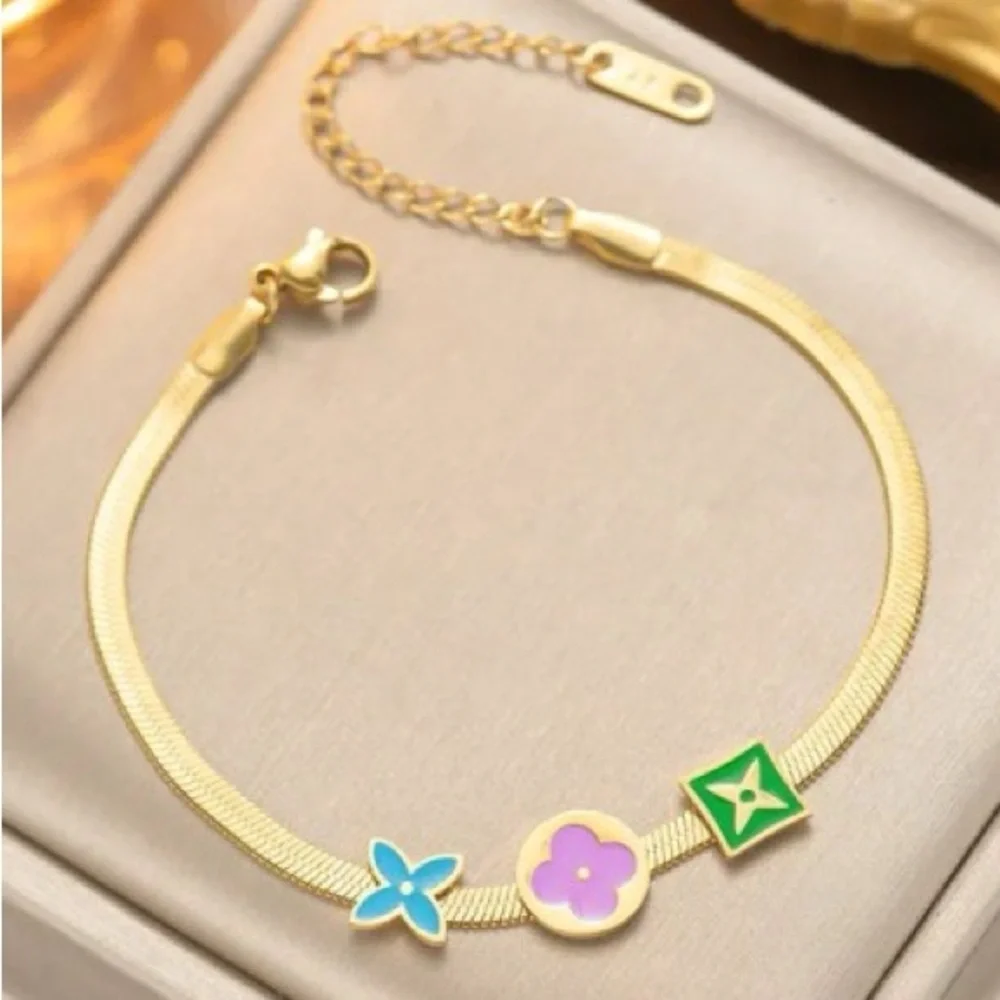 Luxury Snake Chain Bracelet (2021)